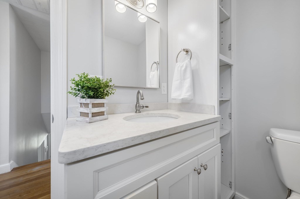 26 Old Tavern Road Wayland, MA 01778 - Photo 26 of 41 Gallery Image 26