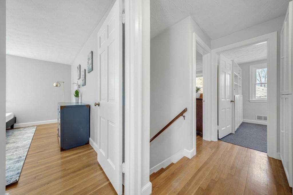 26 Old Tavern Road Wayland, MA 01778 - Photo 29 of 41 Gallery Image 29