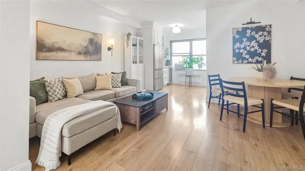 $375,000 | 99-60 63rd Road, Unit 9P | Rego Park
