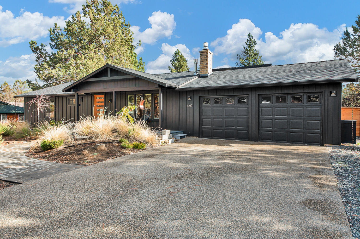 526 Southeast Craven Road Bend, OR 97702 - Photo 3 of 60 526 SE Craven Rd-32