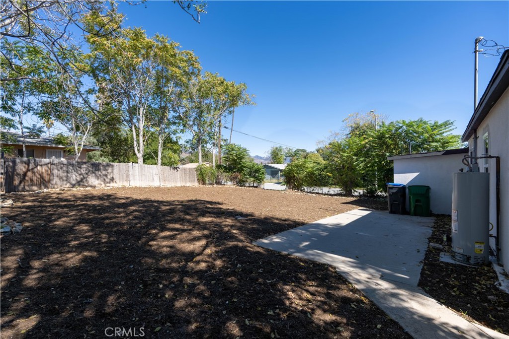911 West George Street Banning, CA 92220 - Photo 30 of 32 a view of backyard with green space