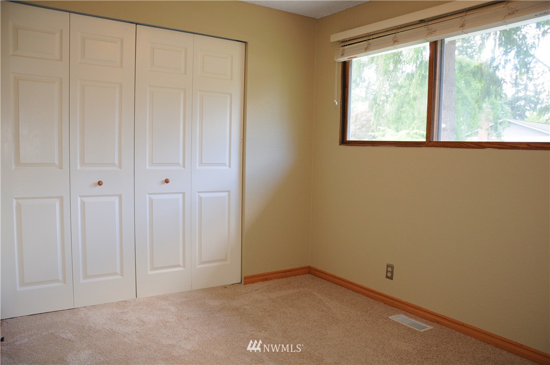 431 222nd Street Southwest Bothell, WA 98021 - Photo 15 of 25