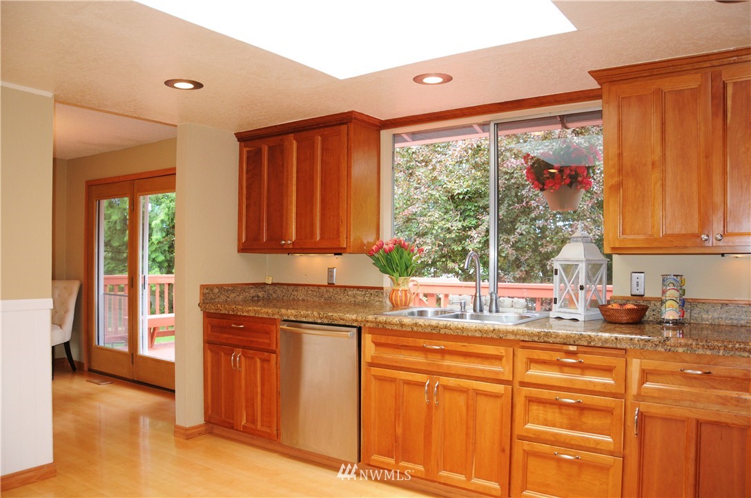 431 222nd Street Southwest Bothell, WA 98021 - Photo 8 of 25