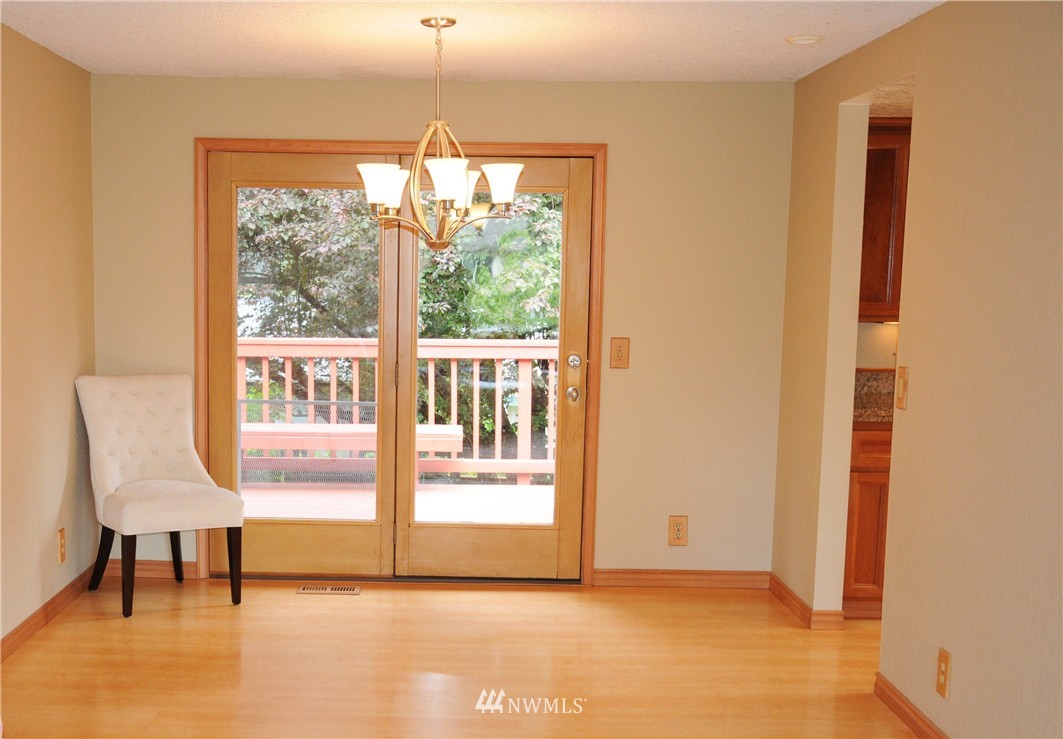 431 222nd Street Southwest Bothell, WA 98021 - Photo 9 of 25