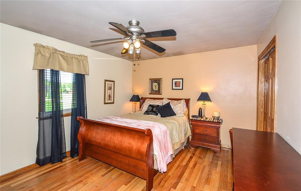 10825 East 121st Street Fishers, IN 46037 - Photo 15 of 31