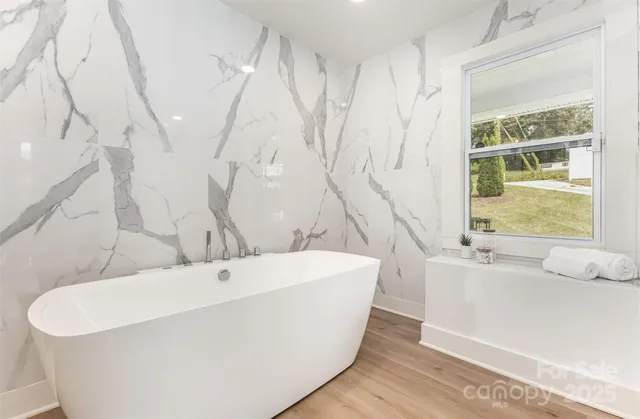 $895,000 | 230 River Loop Road, Belmont, NC 28012