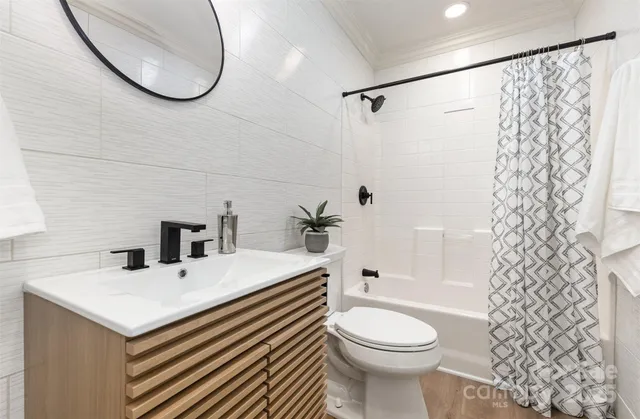 $895,000 | 230 River Loop Road, Belmont, NC 28012