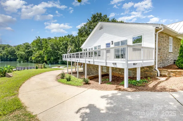 $895,000 | 230 River Loop Road, Belmont, NC 28012