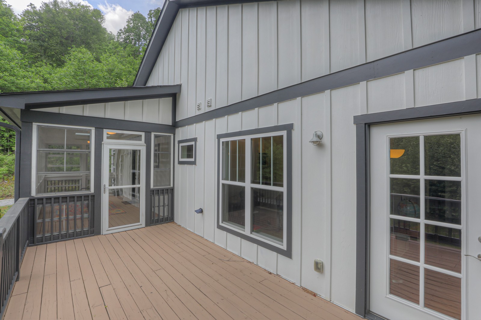 1115 Ridgecrest Road Kingston Springs, TN 37082 - Photo 6 of 38 a view of front door