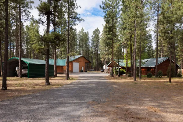 $525,000 | 153540 Collar Drive, La Pine, OR 97739