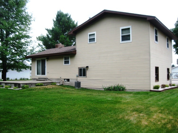 2273 Tamara Road Kalkaska, MI 49646 - Photo 8 of 26 1845523-7.JPG
