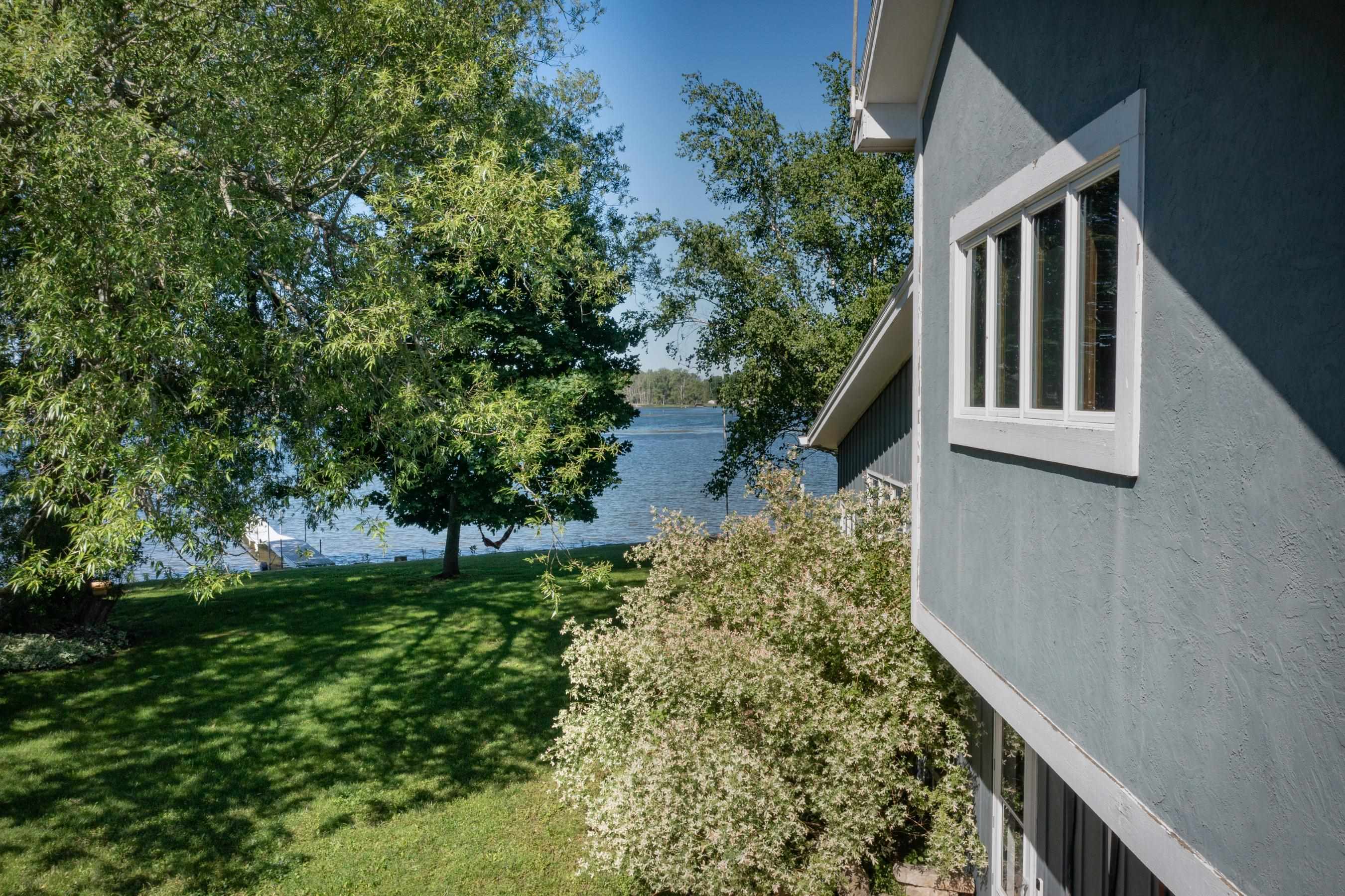 1537 Cove Road Sturgeon Bay, WI 54235 - Photo 18 of 33