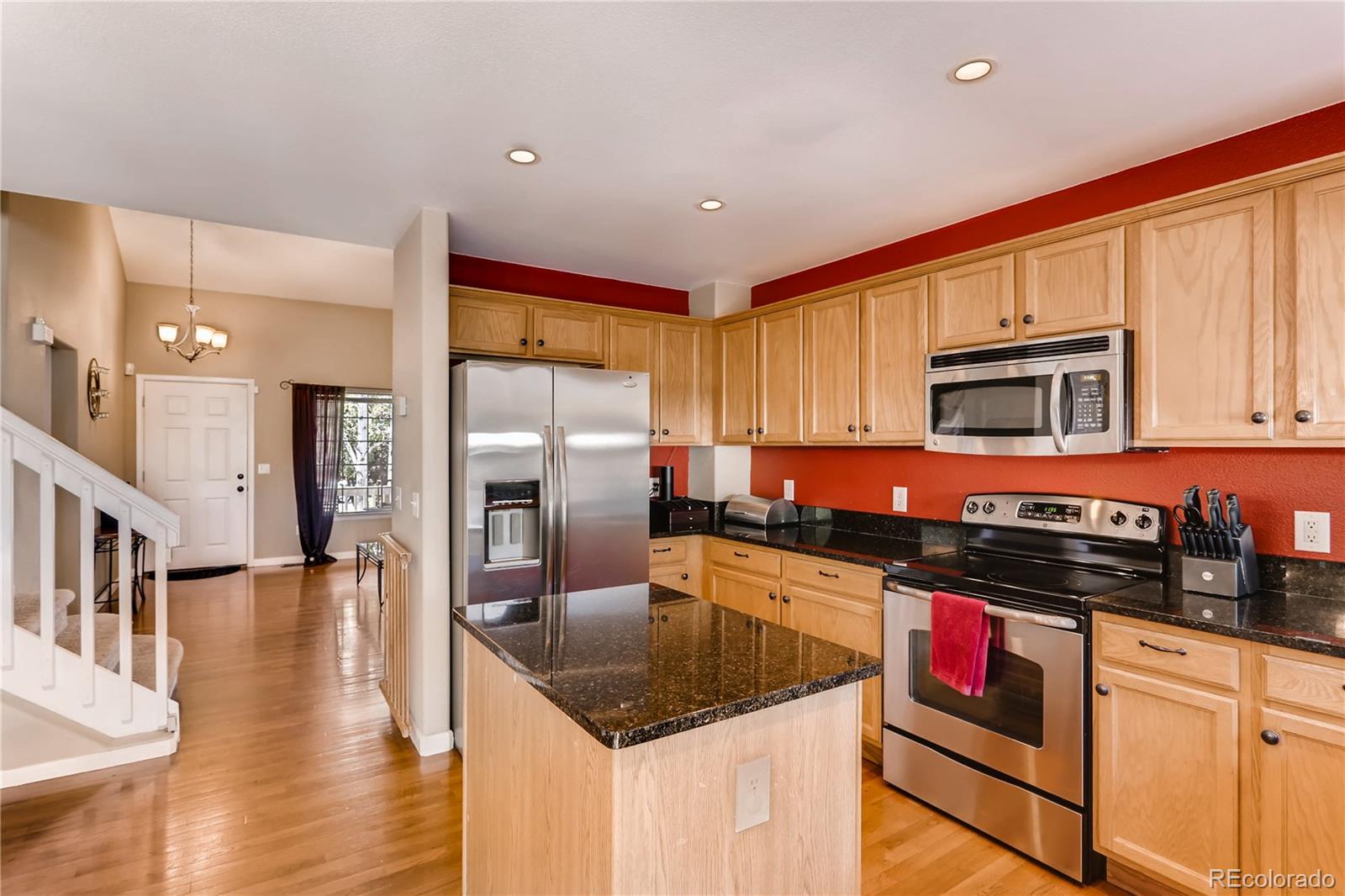 935 Timbervale Trail Highlands Ranch, CO 80129 - Photo 3 of 20