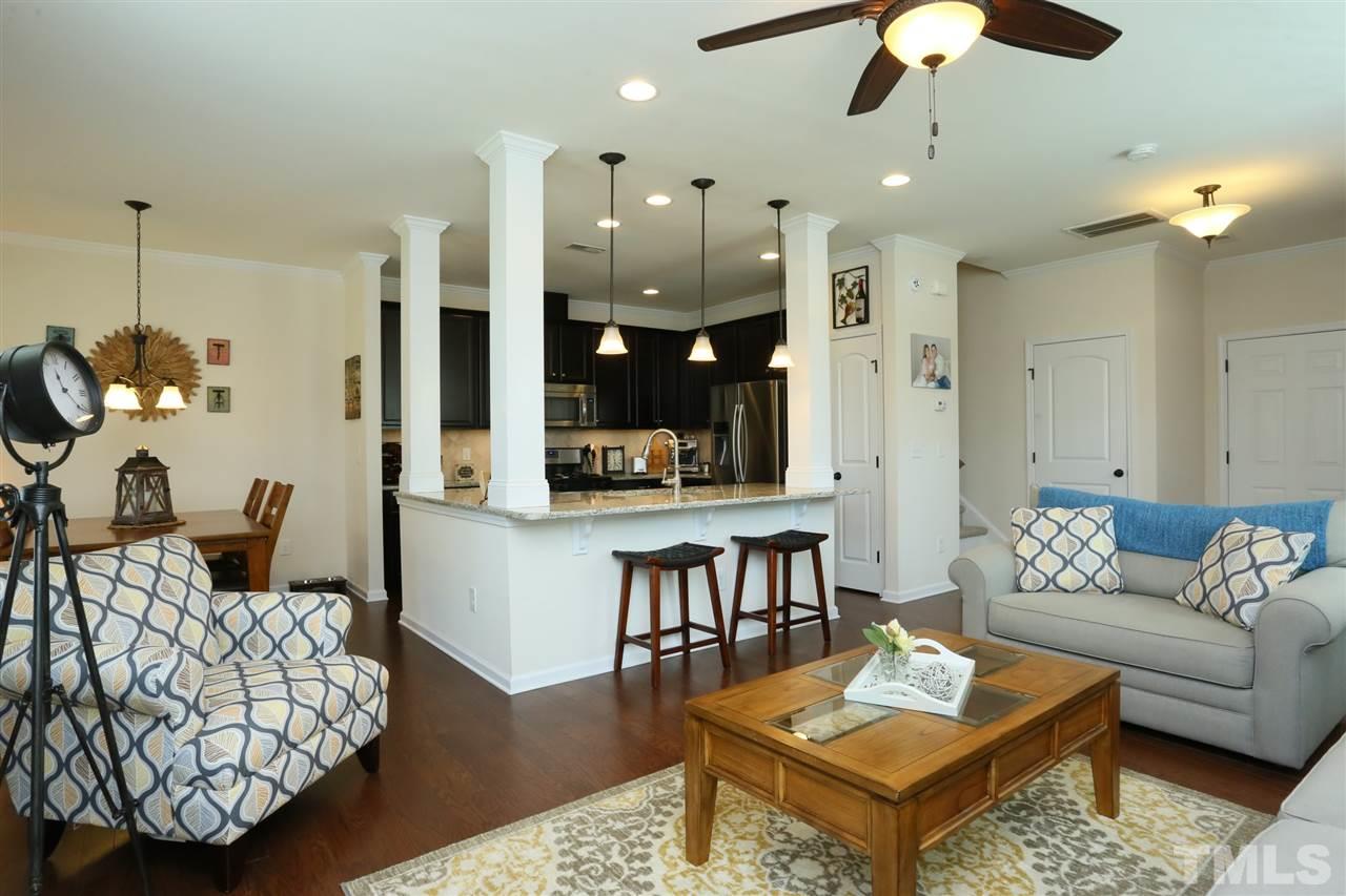 7203 Ladbrooke Street Raleigh, NC 27617 - Photo 3 of 30 Gallery Image 3