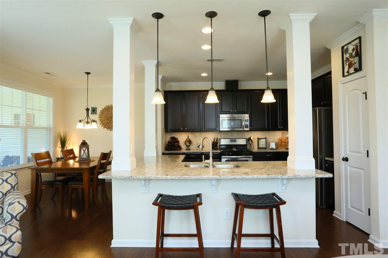 7203 Ladbrooke Street Raleigh, NC 27617 - Photo 6 of 30 Gallery Image 6