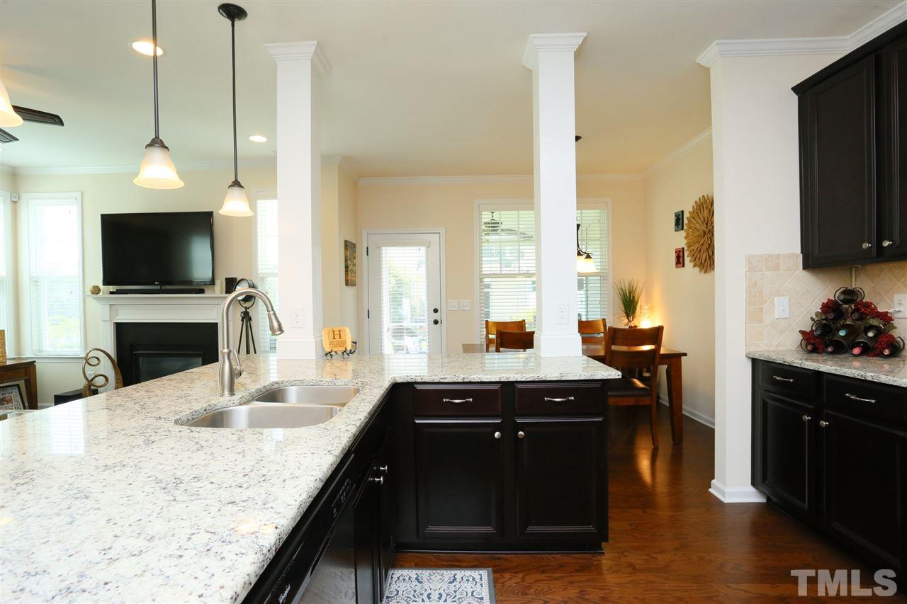 7203 Ladbrooke Street Raleigh, NC 27617 - Photo 10 of 30 Gallery Image 10