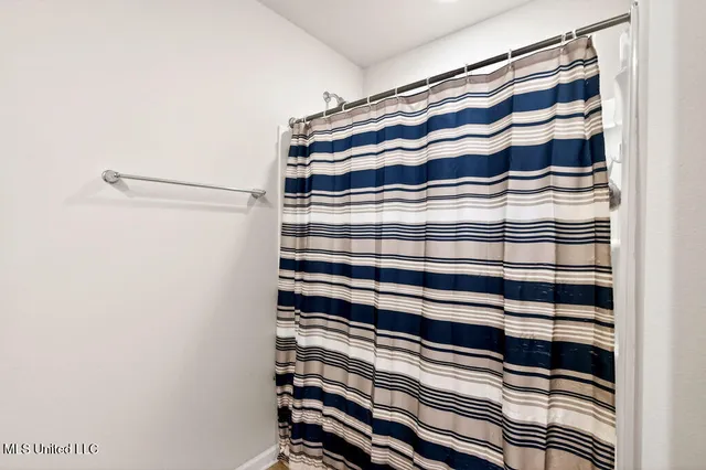 $314,999 | 1086 Enclave Circle, Long Beach, MS 39560