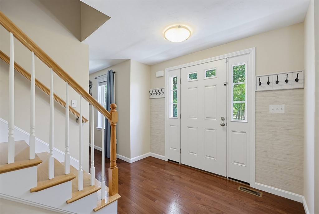 5 County Street Berkley, MA 02779 - Photo 5 of 40