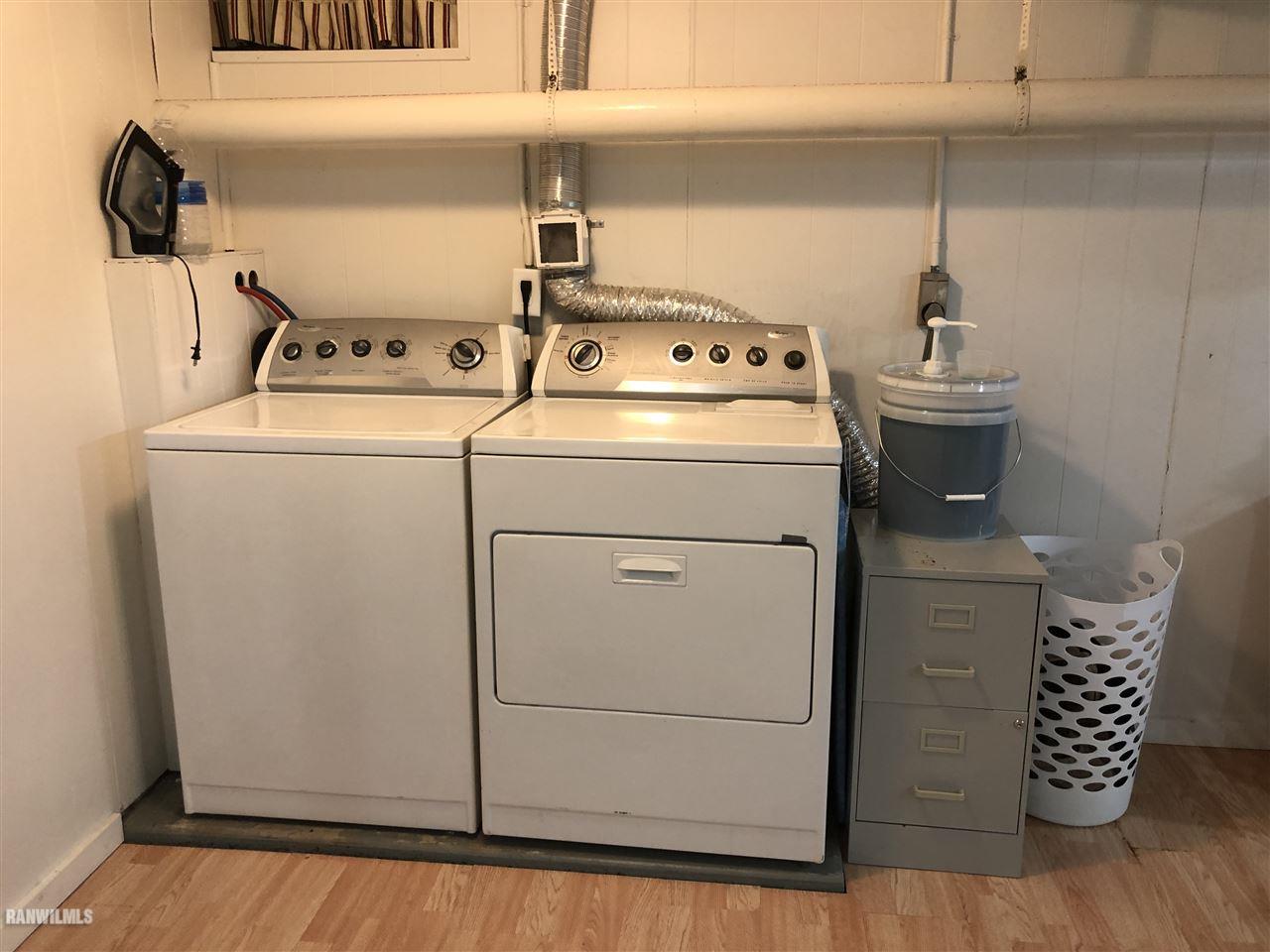 1883 East Currier Road Freeport, IL 61032 - Photo 31 of 36 a utility room with dryer and washer