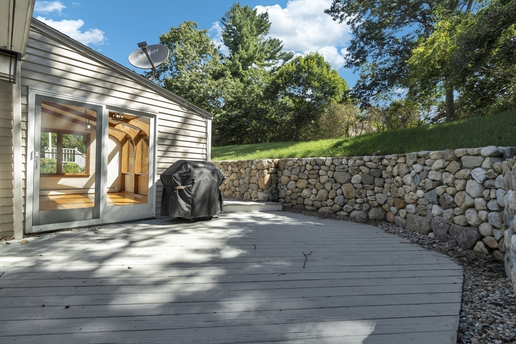 606 A Springs Road Bedford, MA 01730 - Photo 16 of 32