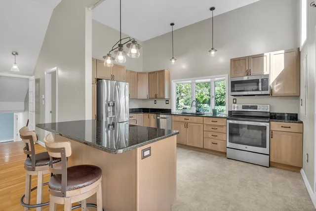 $5,200 | 606 A Springs Road, Bedford, MA 01730