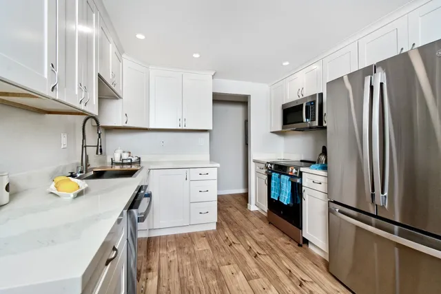 $649,888 | 550 Toyon Avenue, Unit 8, San Jose, CA 95127