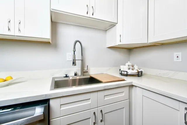 $649,888 | 550 Toyon Avenue, Unit 8, San Jose, CA 95127