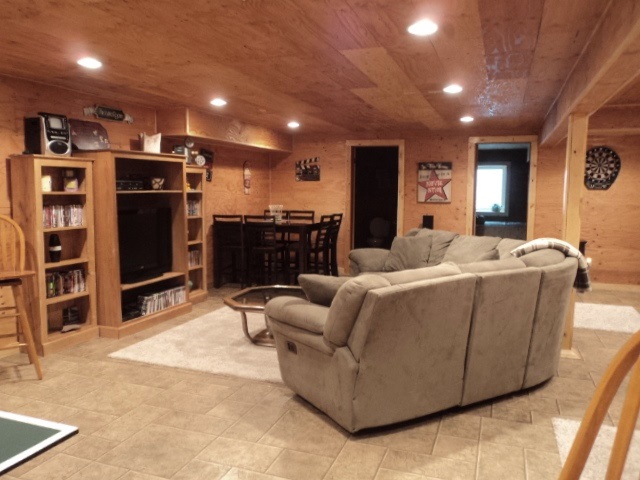 705 E Spring Fremont, IN 46737 - Photo 18 of 35