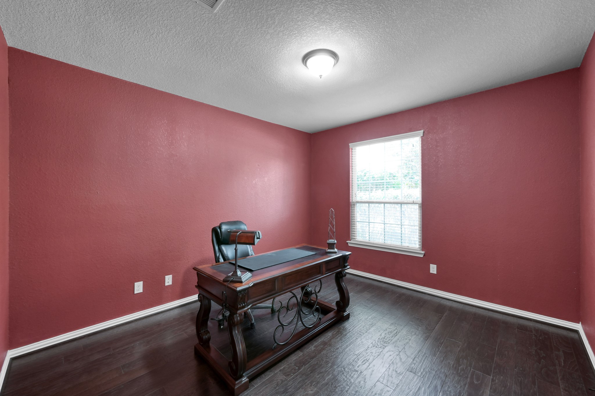 2033 Brodie Lane Conroe, TX 77301 - Photo 7 of 42