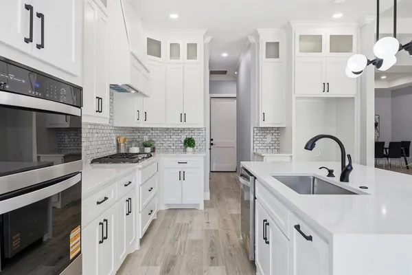 $540,000 | 707 Ross Trail, Arlington, TX 76012