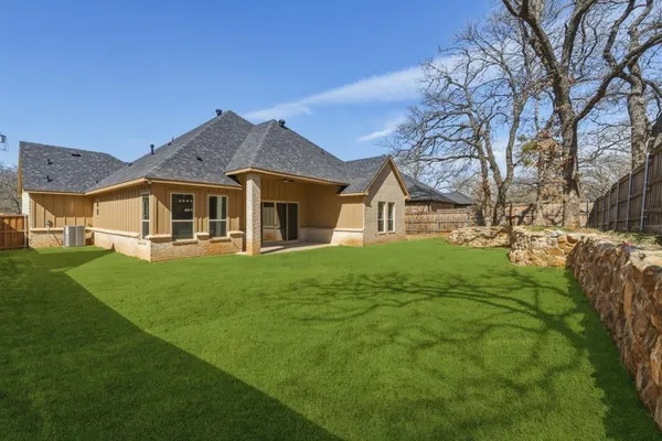 $540,000 | 707 Ross Trail, Arlington, TX 76012
