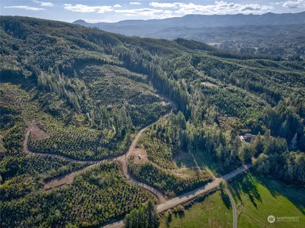 $180,000 | 1 South Valley Road, Naselle, WA 98638