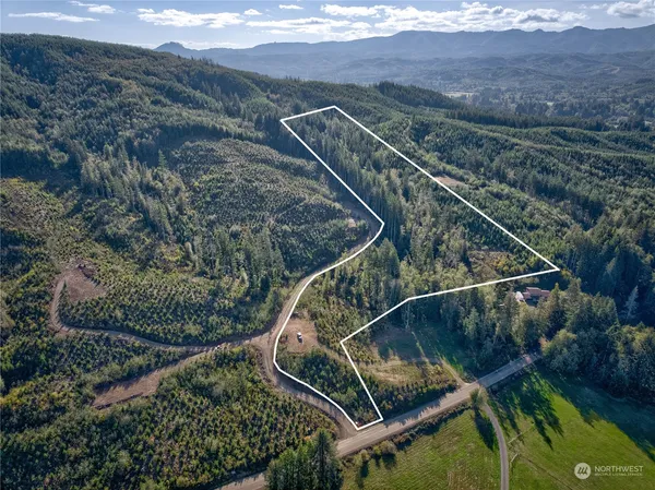 $180,000 | 1 South Valley Road, Naselle, WA 98638