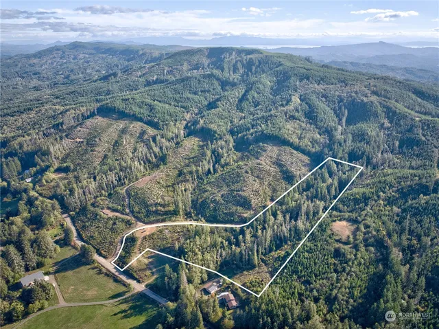 $180,000 | 1 South Valley Road, Naselle, WA 98638