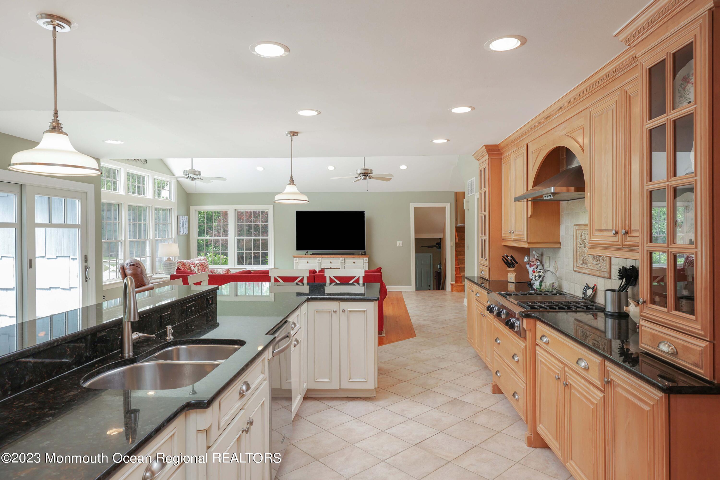32 Ravine Road Red Bank, NJ 07701 - Photo 14 of 48 758A2773