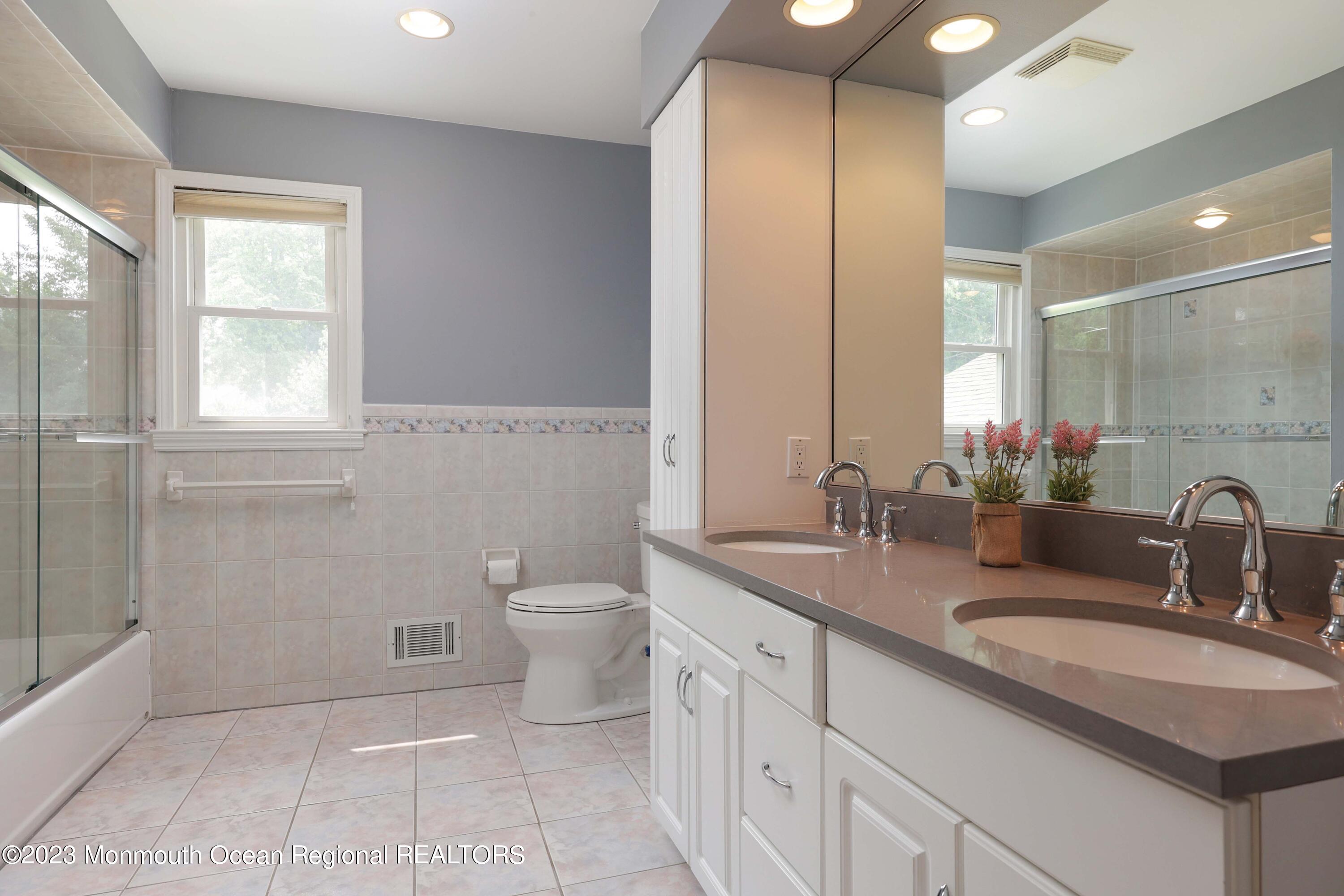 32 Ravine Road Red Bank, NJ 07701 - Photo 23 of 48 758A2827