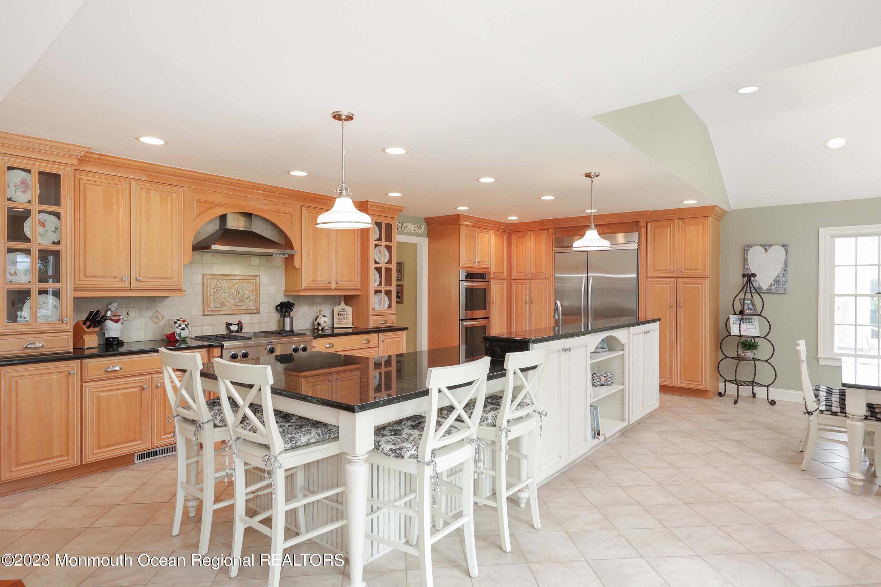 32 Ravine Road Red Bank, NJ 07701 - Photo 10 of 48 758A2737