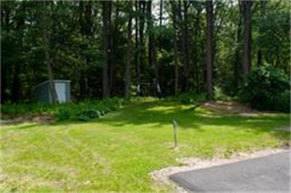 64 Dorset Road Holliston, MA 01746 - Photo 20 of 22 Gallery Image 20