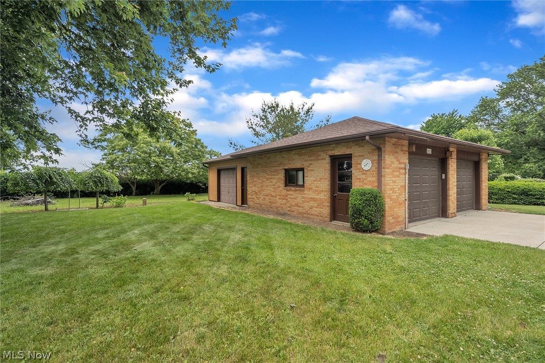 5021 Middle Ridge Road Perry, OH 44081 - Photo 9 of 32