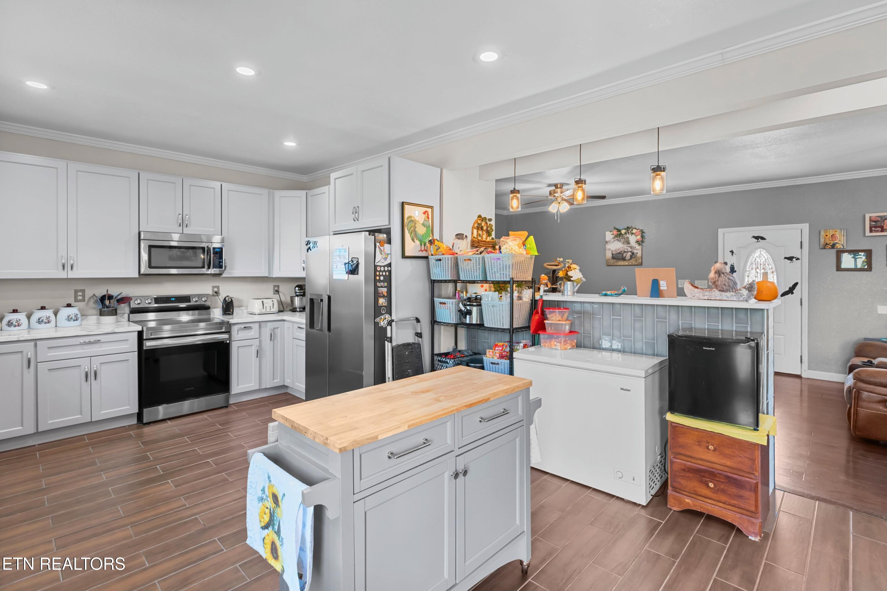 923 Reed Bull Road New Market, TN 37820 - Photo 13 of 26 005-923ReedBullRoad-NewMarket-TN-37820-S