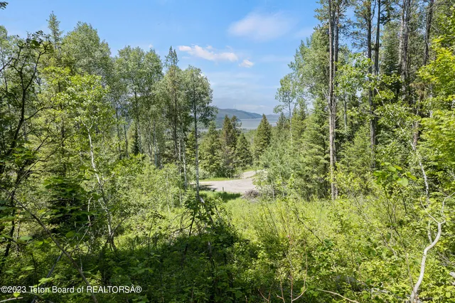 $349,000 | 22 Trail Ridge Road, Alpine, WY 83128