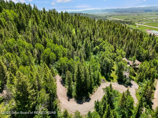 $349,000 | 22 Trail Ridge Road, Alpine, WY 83128