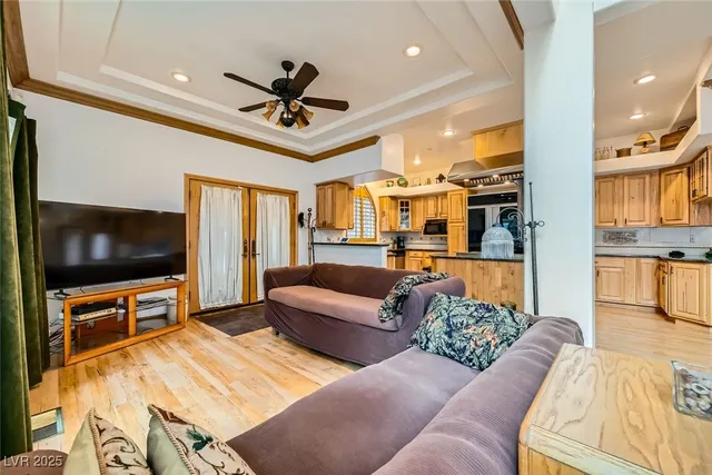 $1,200,000 | 4458 Yellow Pine Avenue, Las Vegas, NV 89124