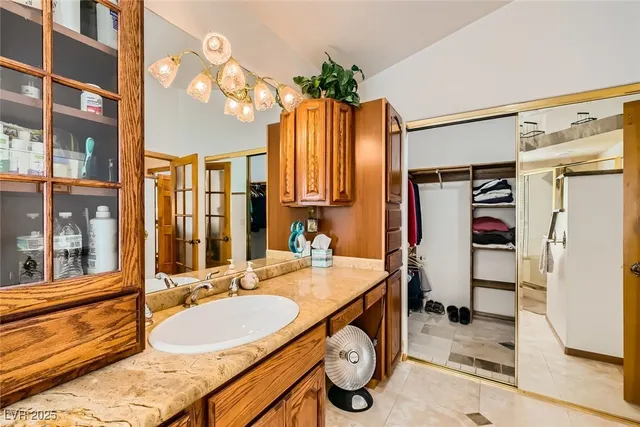 $1,200,000 | 4458 Yellow Pine Avenue, Las Vegas, NV 89124