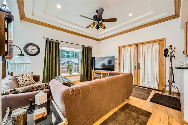 $1,200,000 | 4458 Yellow Pine Avenue, Las Vegas, NV 89124