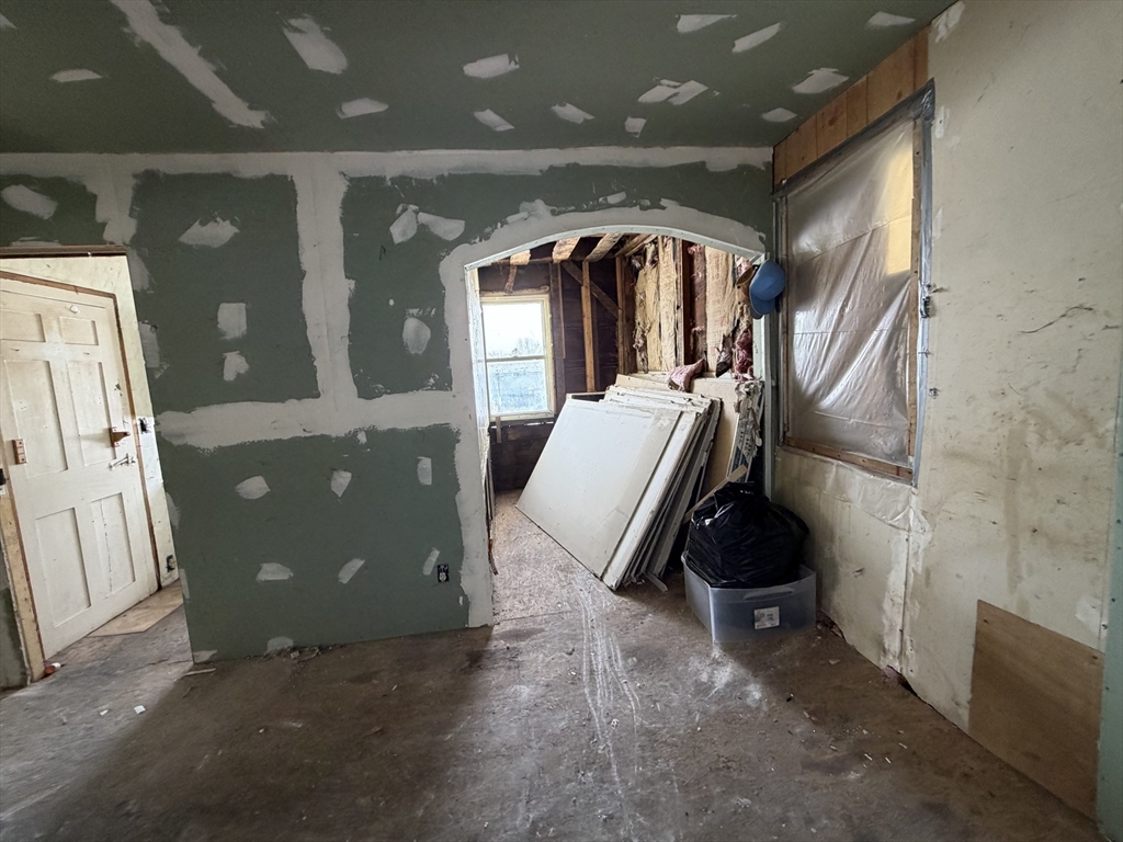 92 Chace Road Freetown, MA 02717 - Photo 7 of 17