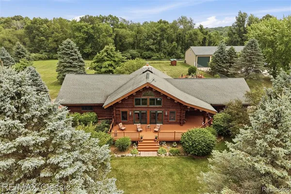 $995,000 | 6900 Eveline, Holly, MI 48442