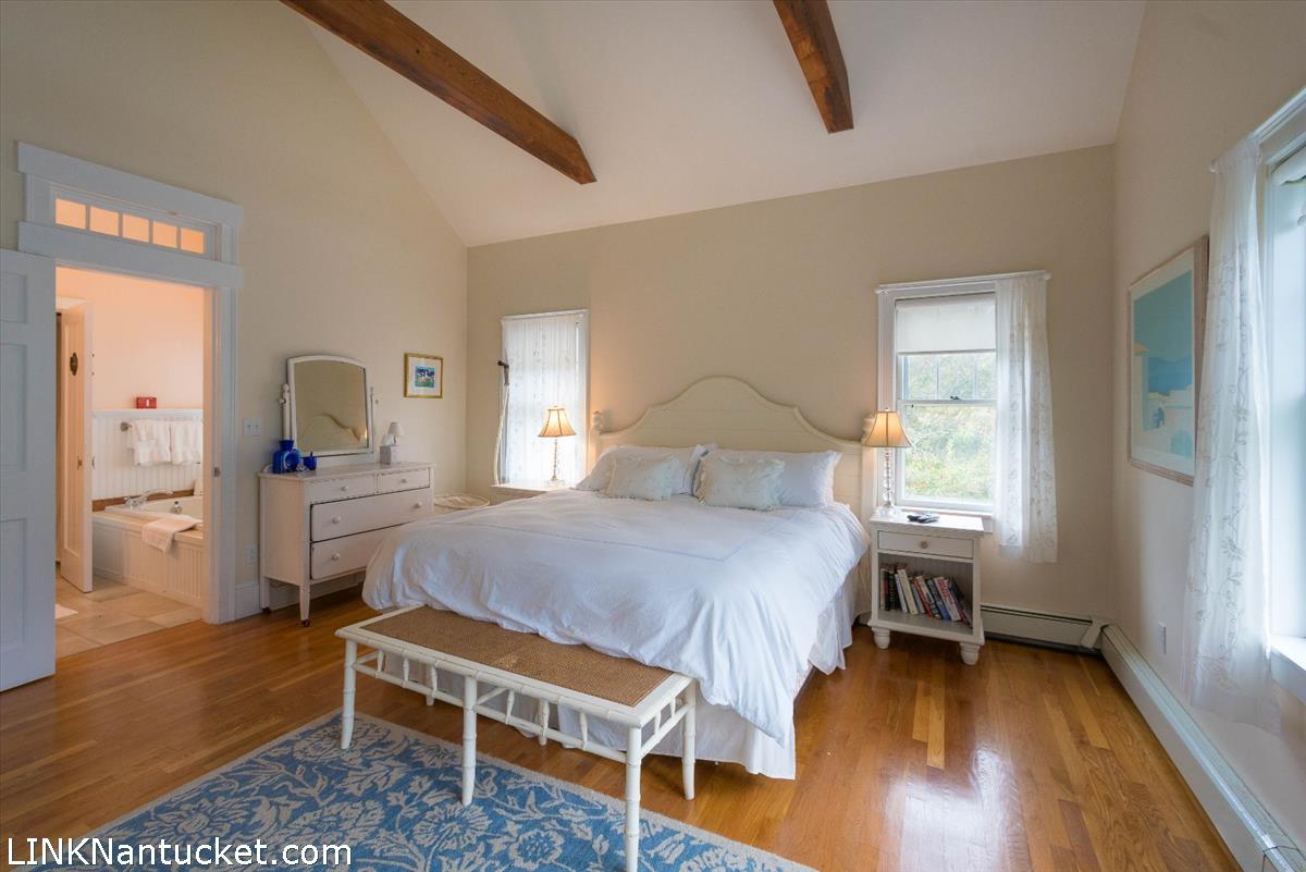 15 Wigwam Road Nantucket, MA 02554 - Photo 5 of 36 Gallery Image 5