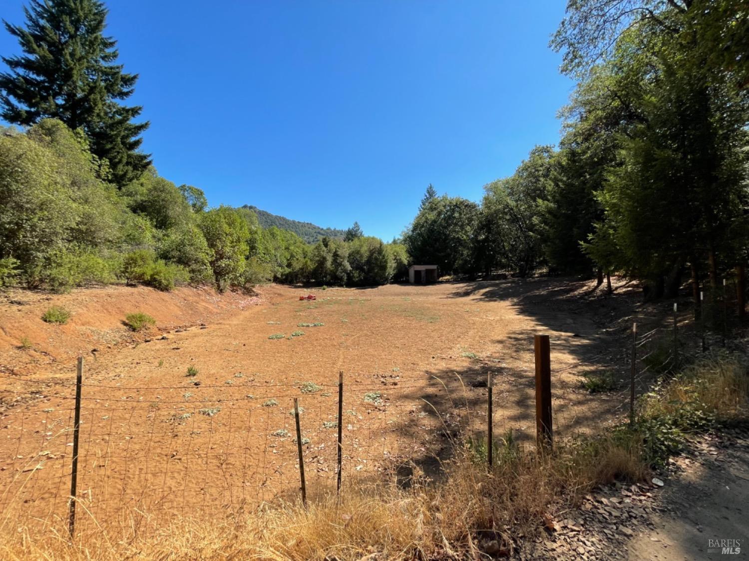 3490 Laytonville Dos Rios Road Laytonville, CA 95454 - Photo 17 of 38
