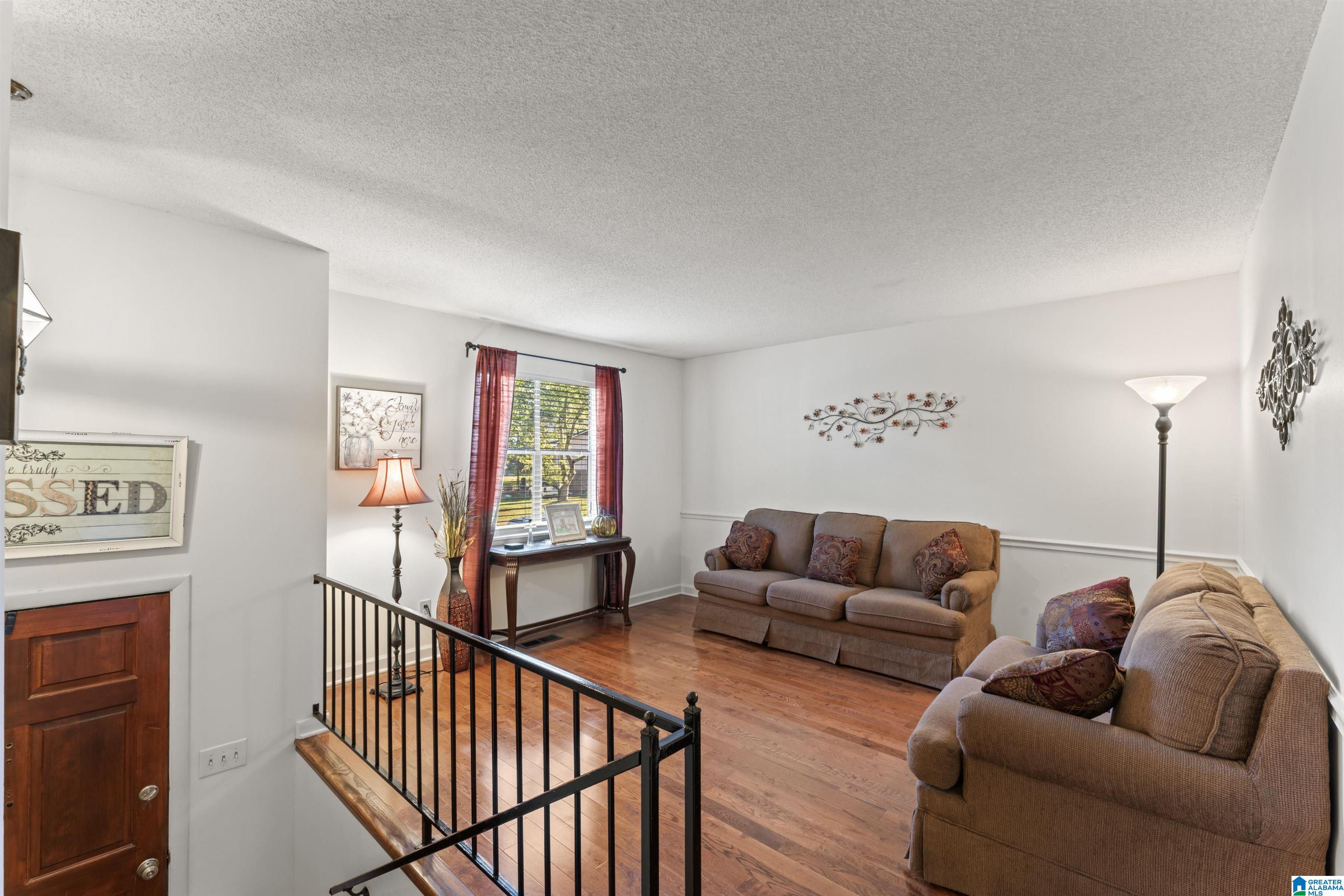 1702 Gardenridge Road Gardendale, AL 35071 - Photo 7 of 38